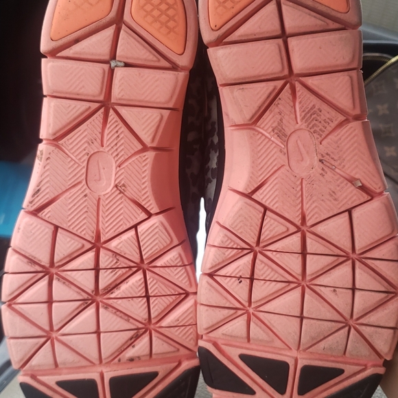 Sold💰 - Picture 3 of 5